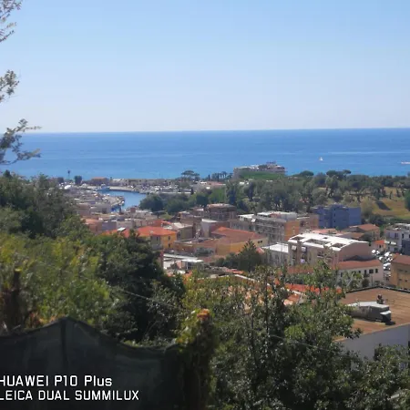 بيت ضيافة Elios
